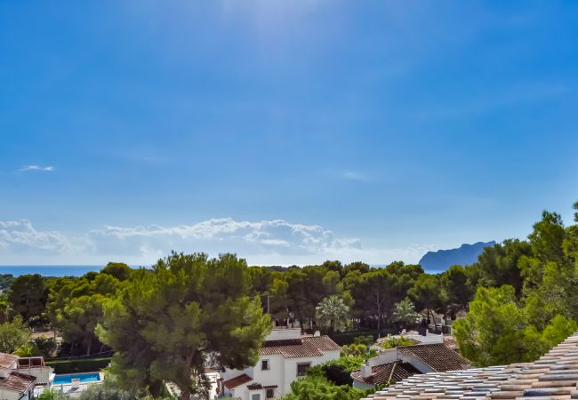 Villa en Moraira - VILLA SERENA, casa de vacaciones en Moraira con vistas al mar y zona tranquila