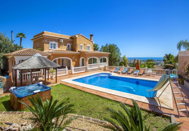 Villa en Calpe - Villa Malie - Villa de lujo con vistas al mar y jacuzzi