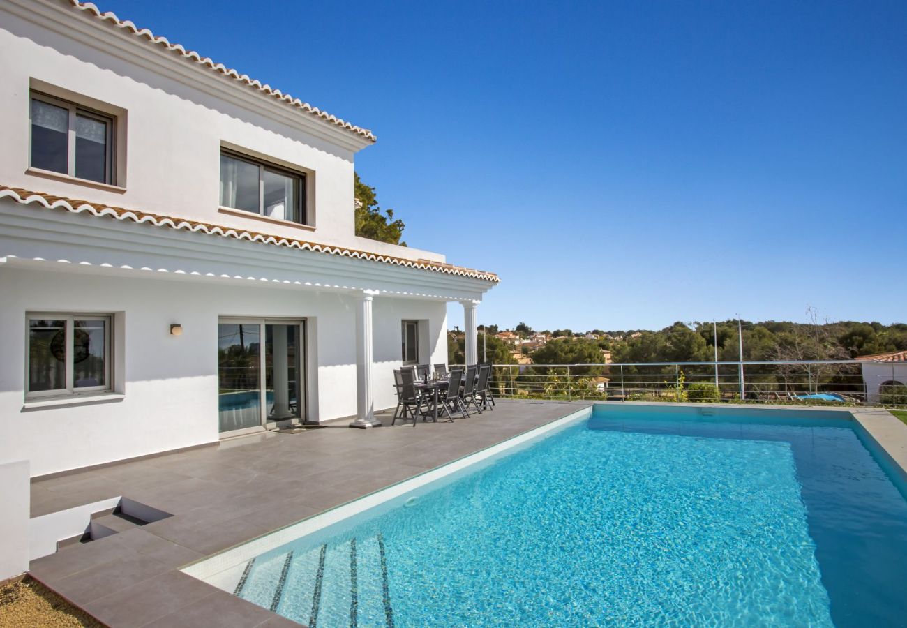 Villa en Calpe - VALLESA - Villa moderna con piscina privada cerca de la playa y supermercados