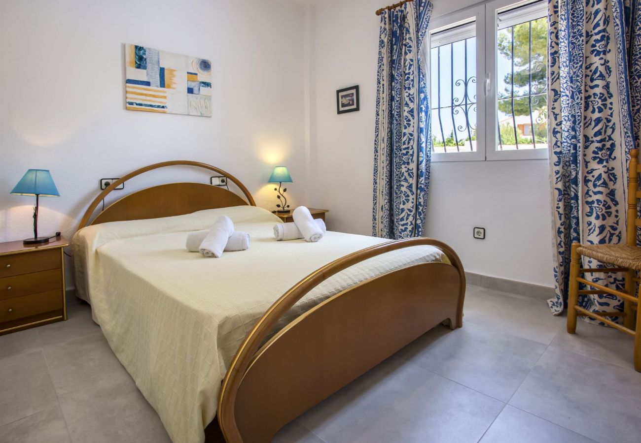 Villa en Calpe - VILLA LEONES - Villa independiente a 700 m de la playa con piscina privada
