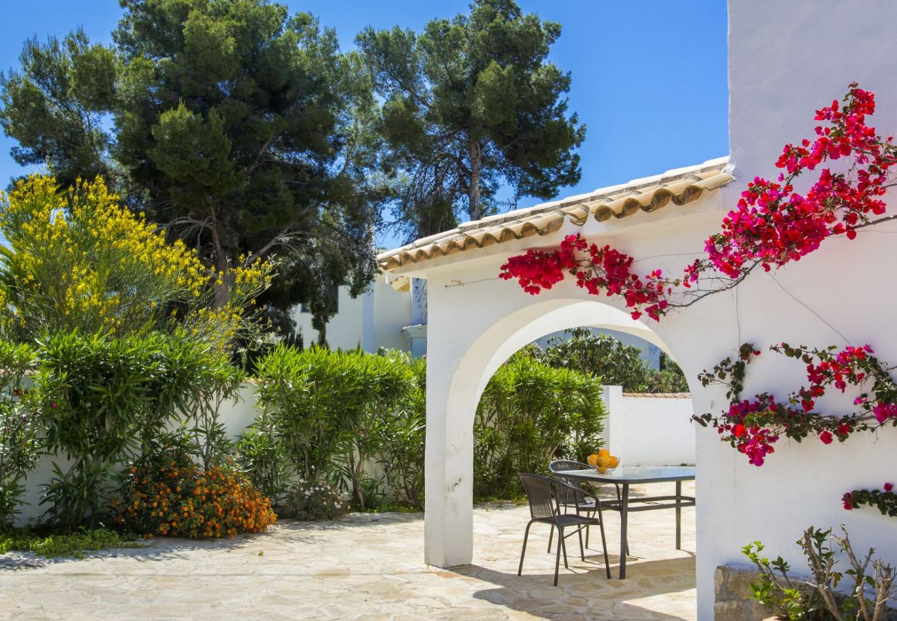 Villa en Calpe - VILLA LEONES - Villa independiente a 700 m de la playa con piscina privada
