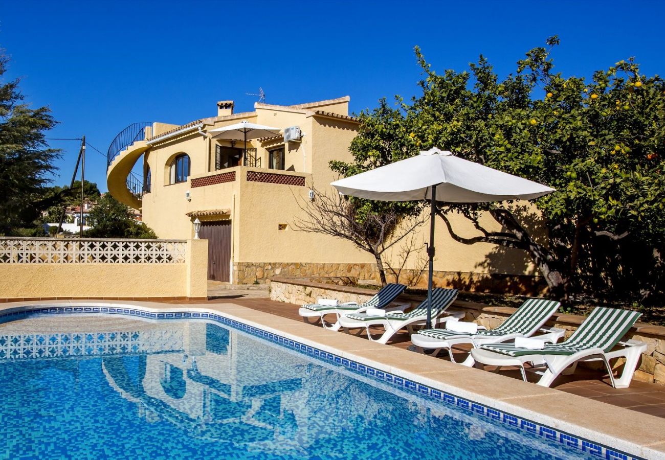 Villa en Calpe - VILLA MARISOL - Villa con piscina privada cerca de playa y supermercados