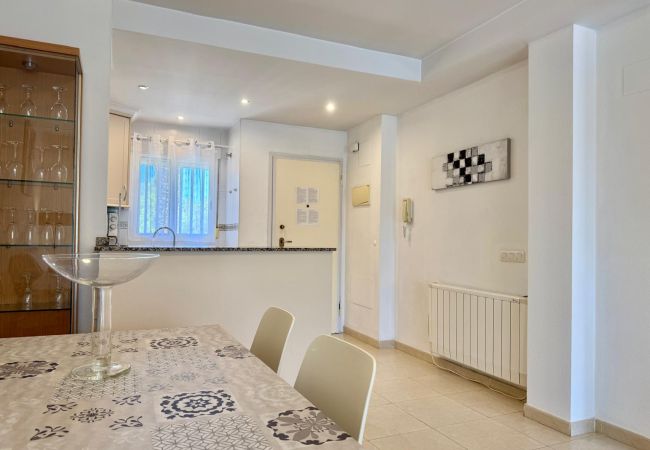 Apartamento en Calpe - CASANOVA - Bonito apartamento de dos dormitorios con piscina y pista de tenis Apartamento en Calpe - CASANOVA - Bonito apartamento de dos dormitorios con piscina y pista de tenis