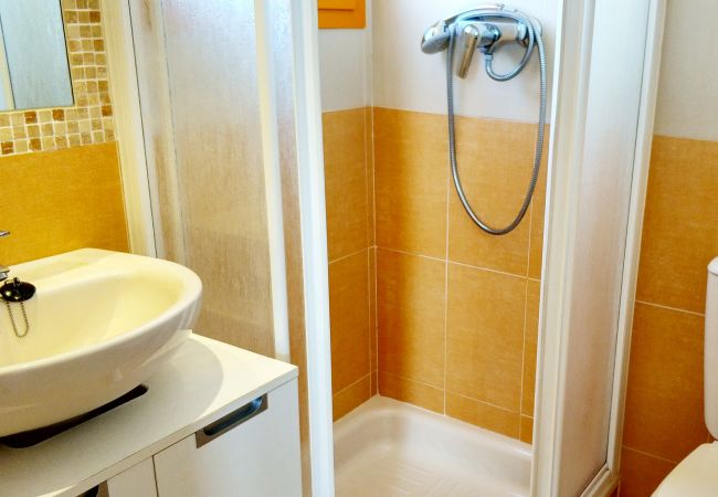 Apartamento en Calpe - Ambar Beach.27 Apartamento de dos dormitorios cerca de la playa y supermercados Apartamento en Calpe - Ambar Beach.27 Apartamento de dos dormitorios cerca de la playa y supermercados