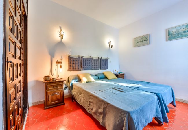 Villa en Calpe - CASABLANCA. Villa de tres dormitorios cerca de playas y servicios en una zona muy tranquila Villa en Calpe - CASABLANCA. Villa de tres dormitorios cerca de playas y servicios en una zona muy tranquila