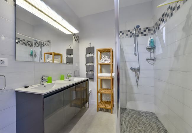 Villa en Calpe - CASABLANCA. Villa de tres dormitorios cerca de playas y servicios en una zona muy tranquila Villa en Calpe - CASABLANCA. Villa de tres dormitorios cerca de playas y servicios en una zona muy tranquila