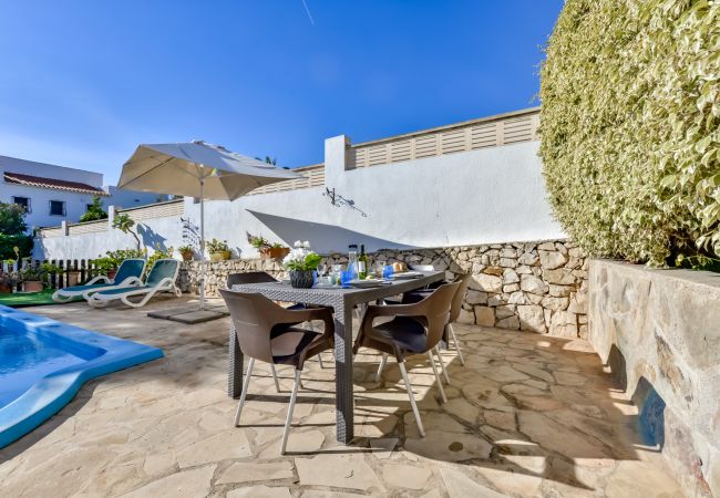 Villa en Calpe - CASABLANCA. Villa de tres dormitorios cerca de playas y servicios en una zona muy tranquila Villa en Calpe - CASABLANCA. Villa de tres dormitorios cerca de playas y servicios en una zona muy tranquila