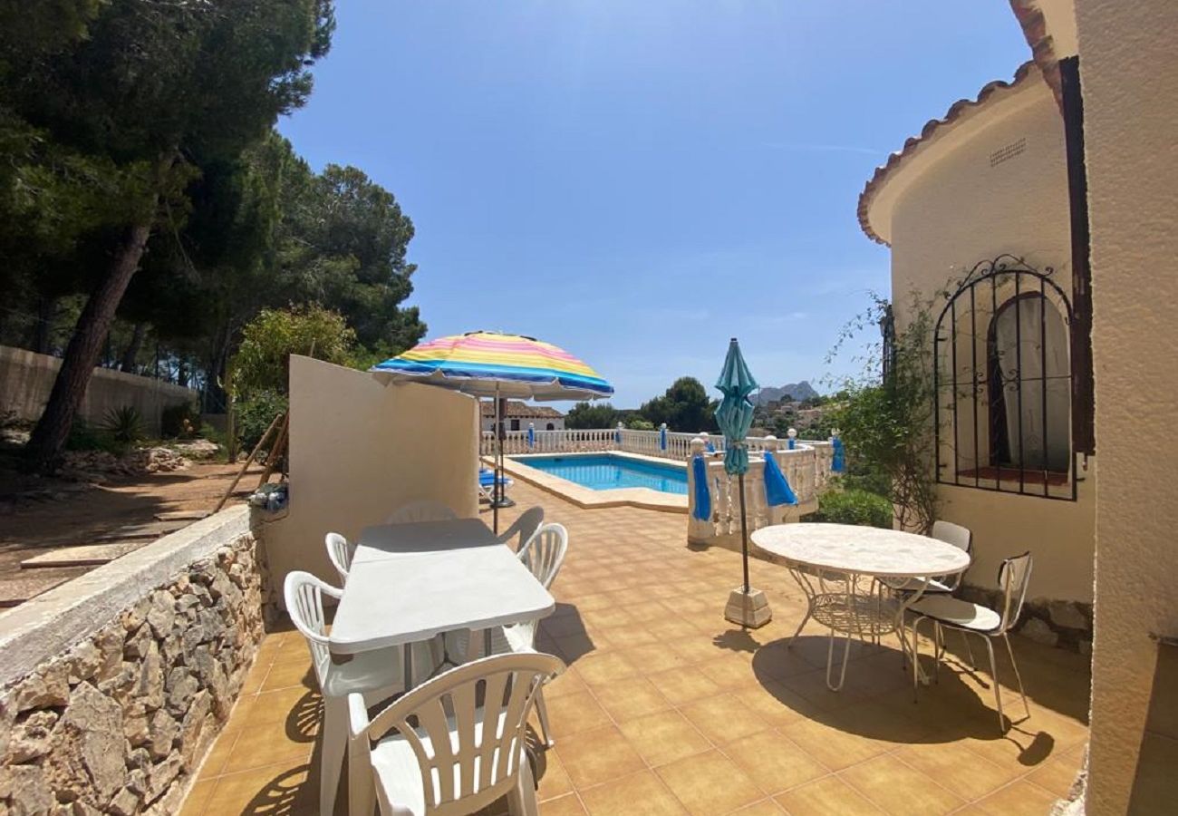Villa en Benissa - ANDROMEDA - Villa con piscina privada con vistas al peñón de Ifach