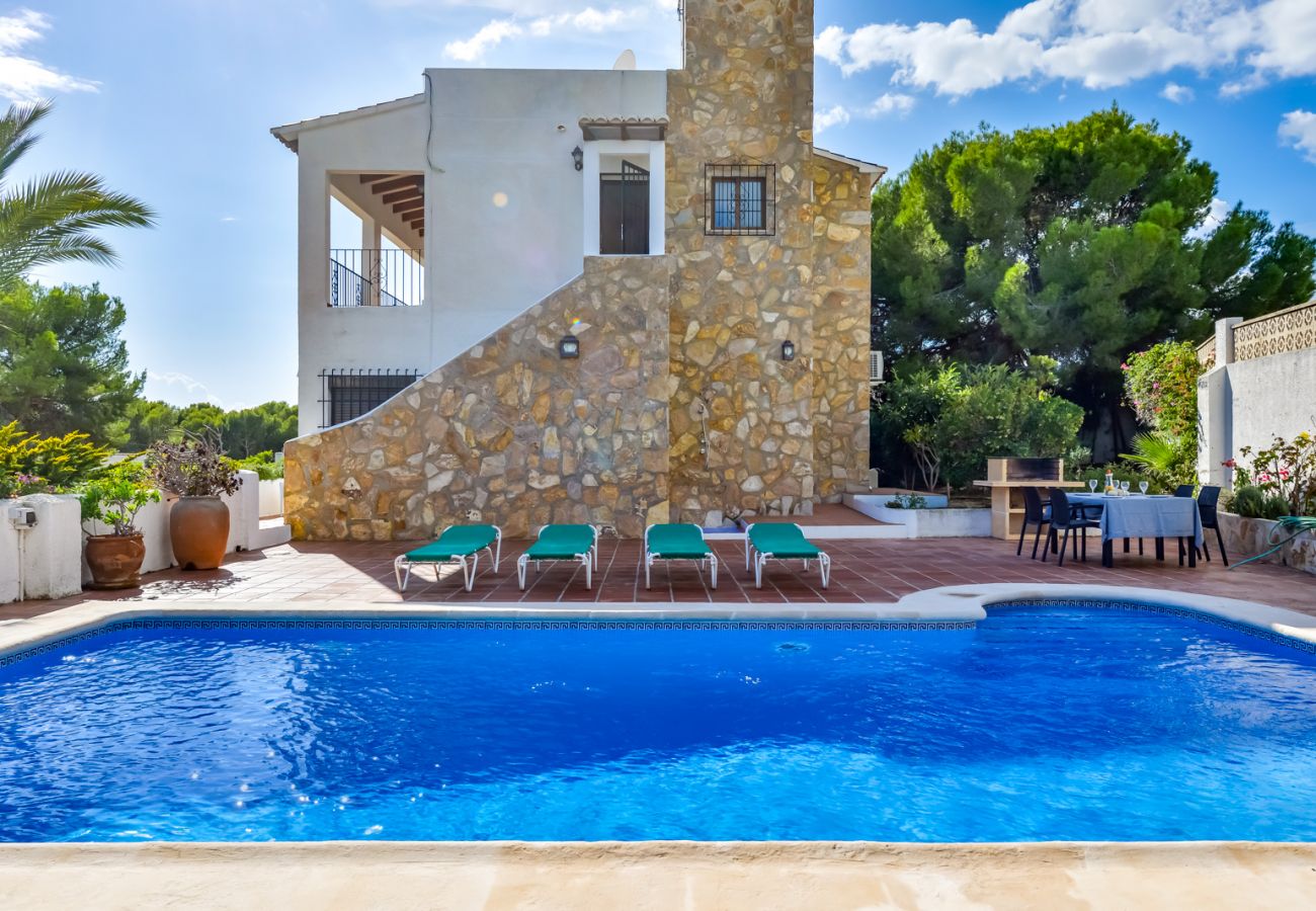 Villa in Moraira - VILLA SERENA, holidays house in Moraira with sea views in a quiet area