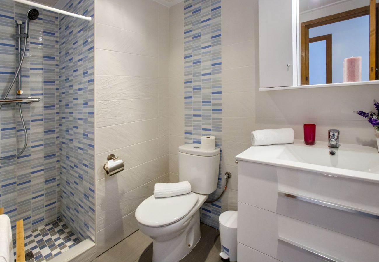 Villa in Calpe / Calp - VILLA LEONES - Independent villa 700 m from the beach with private pool