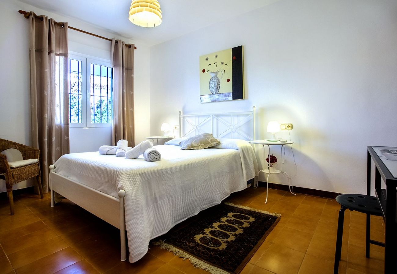 Villa in Calpe / Calp - VILLA LA PERGOLA - Holiday home with large terraces and beautiful summer area