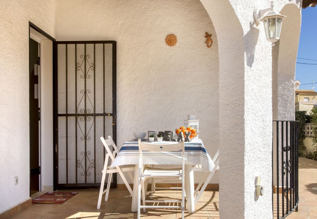 Villa in Calpe / Calp - VILLA LA PERGOLA - Holiday home with large terraces and beautiful summer area
