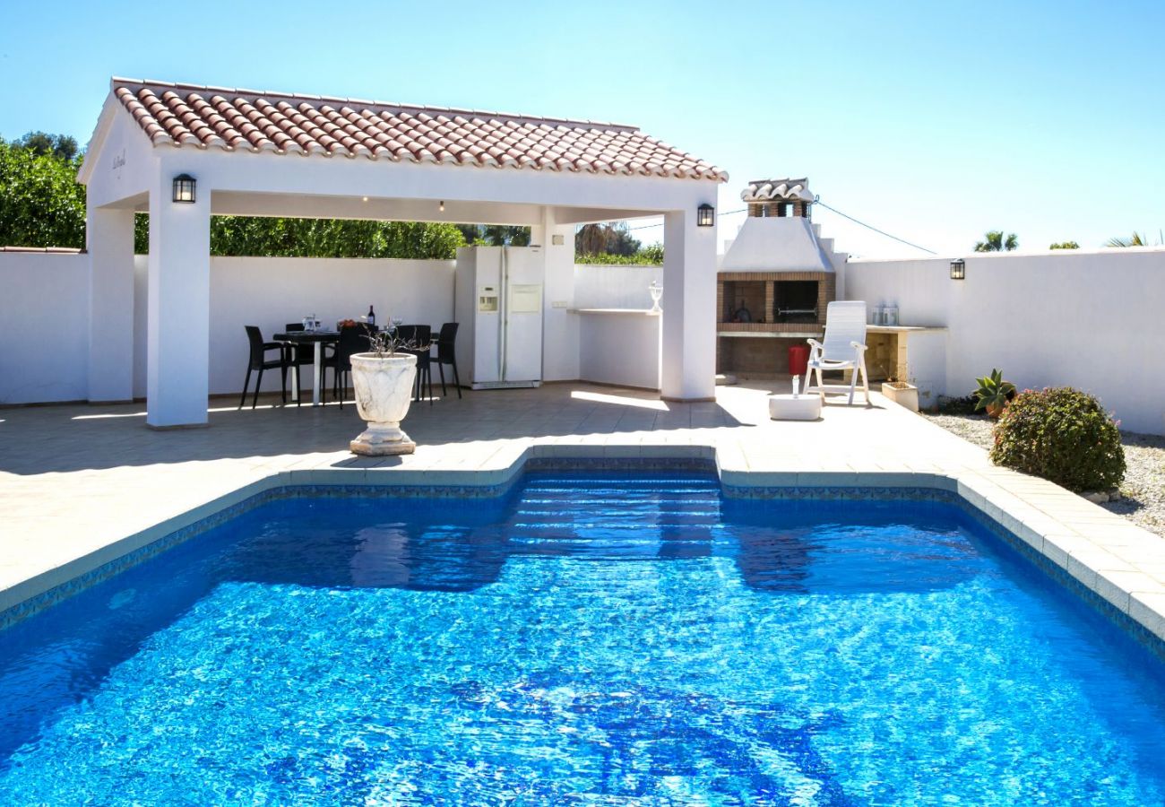 Villa in Calpe / Calp - VILLA LA PERGOLA - Holiday home with large terraces and beautiful summer area
