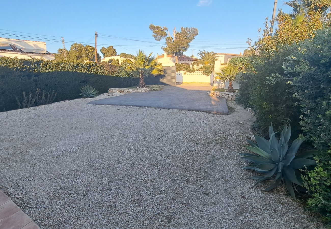 Villa in Calpe / Calp - VILLA LA PERGOLA - Holiday home with large terraces and beautiful summer area