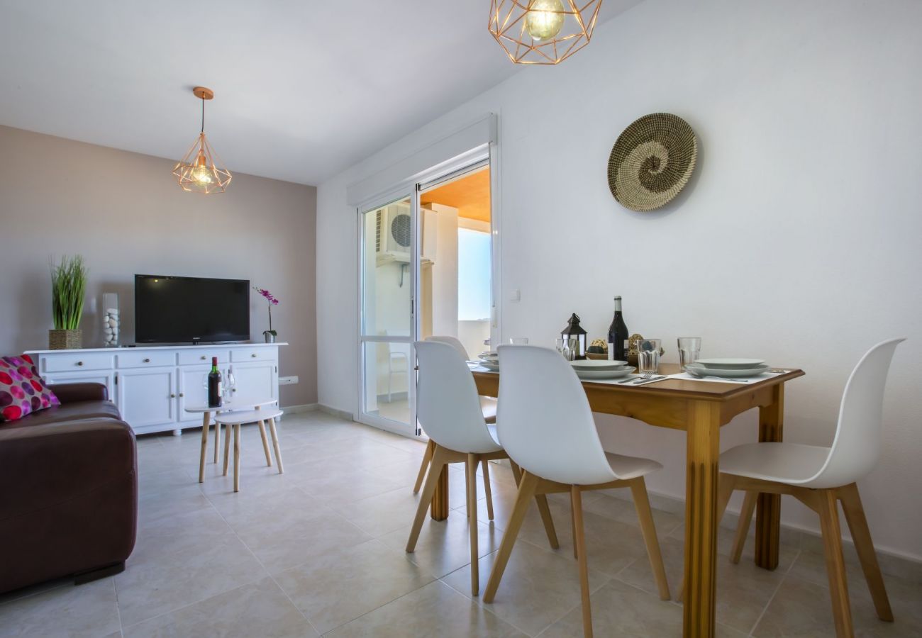 Apartment in Calpe / Calp - RUBINO - Front line apartment with sea views and direct access to the beach