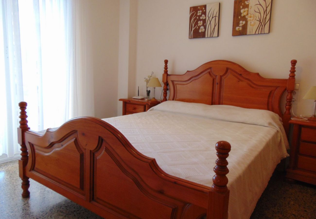 Apartment in Calpe / Calp - BOBYAN. Apartment very well located and very close to the beach