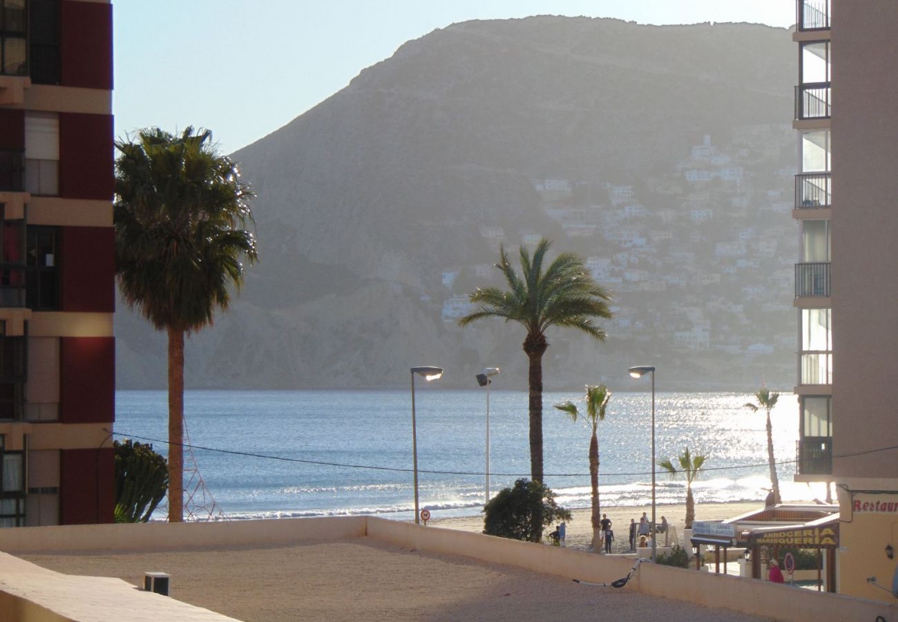 Apartment in Calpe / Calp - BOBYAN. Apartment very well located and very close to the beach