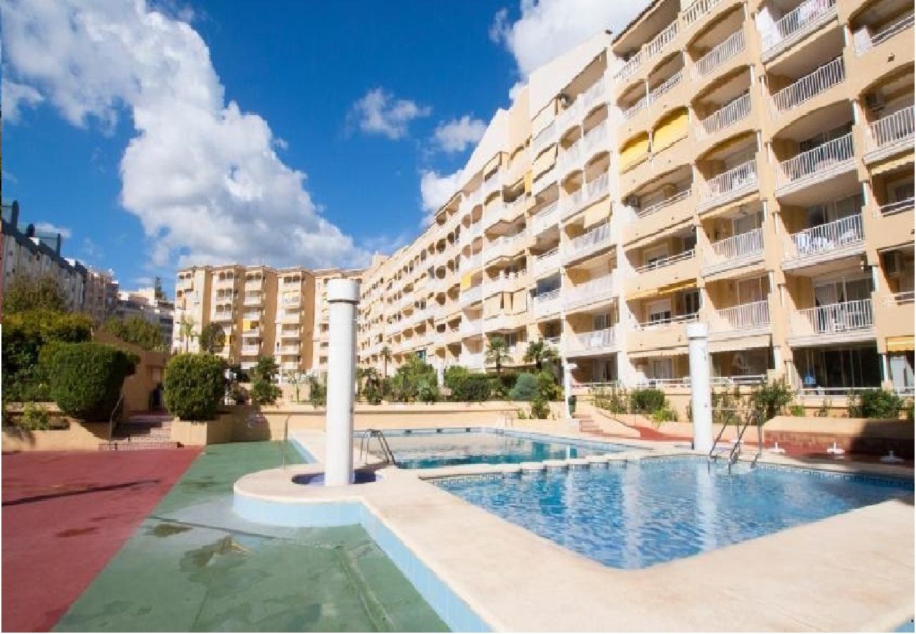 Apartment in Calpe / Calp - APOLO 7. Apartment very well located and very close to the beach