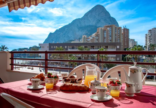 Apartment in Calpe / Calp - ZAFIRO 22B - Front line apartment with sea views and direct access to the beach