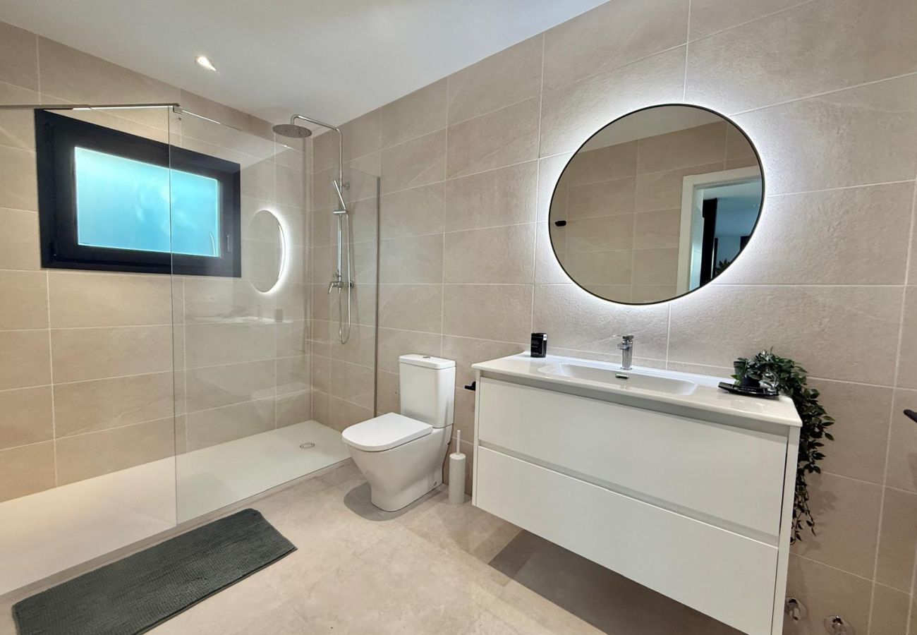 Villa in Calpe / Calp - Vallesol - Modern villa with private pool