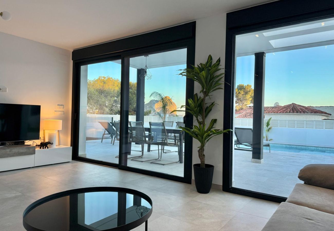 Villa in Calpe / Calp - Vallesol - Modern villa with private pool