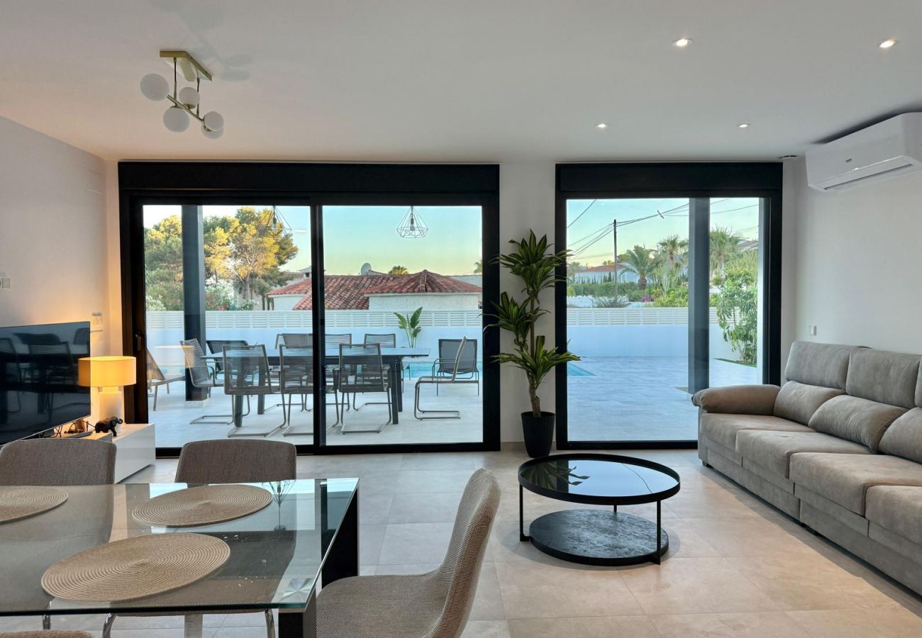 Villa in Calpe / Calp - Vallesol - Modern villa with private pool