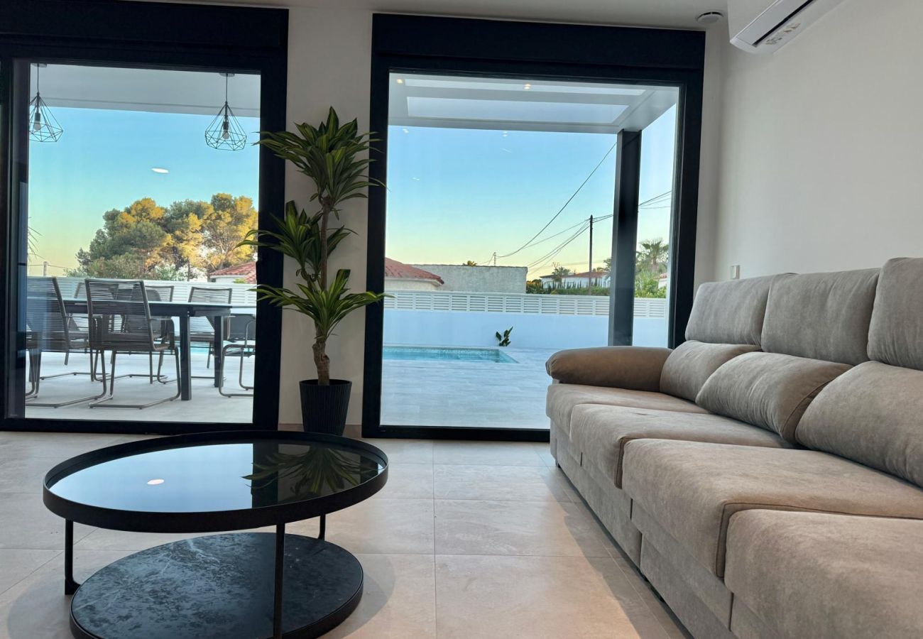 Villa in Calpe / Calp - Vallesol - Modern villa with private pool