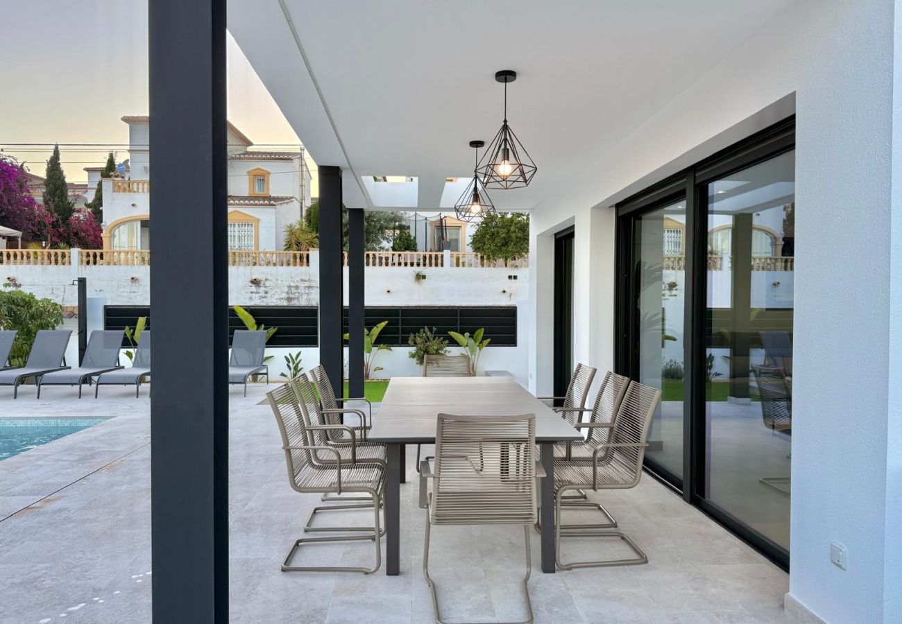 Villa in Calpe / Calp - Vallesol - Modern villa with private pool