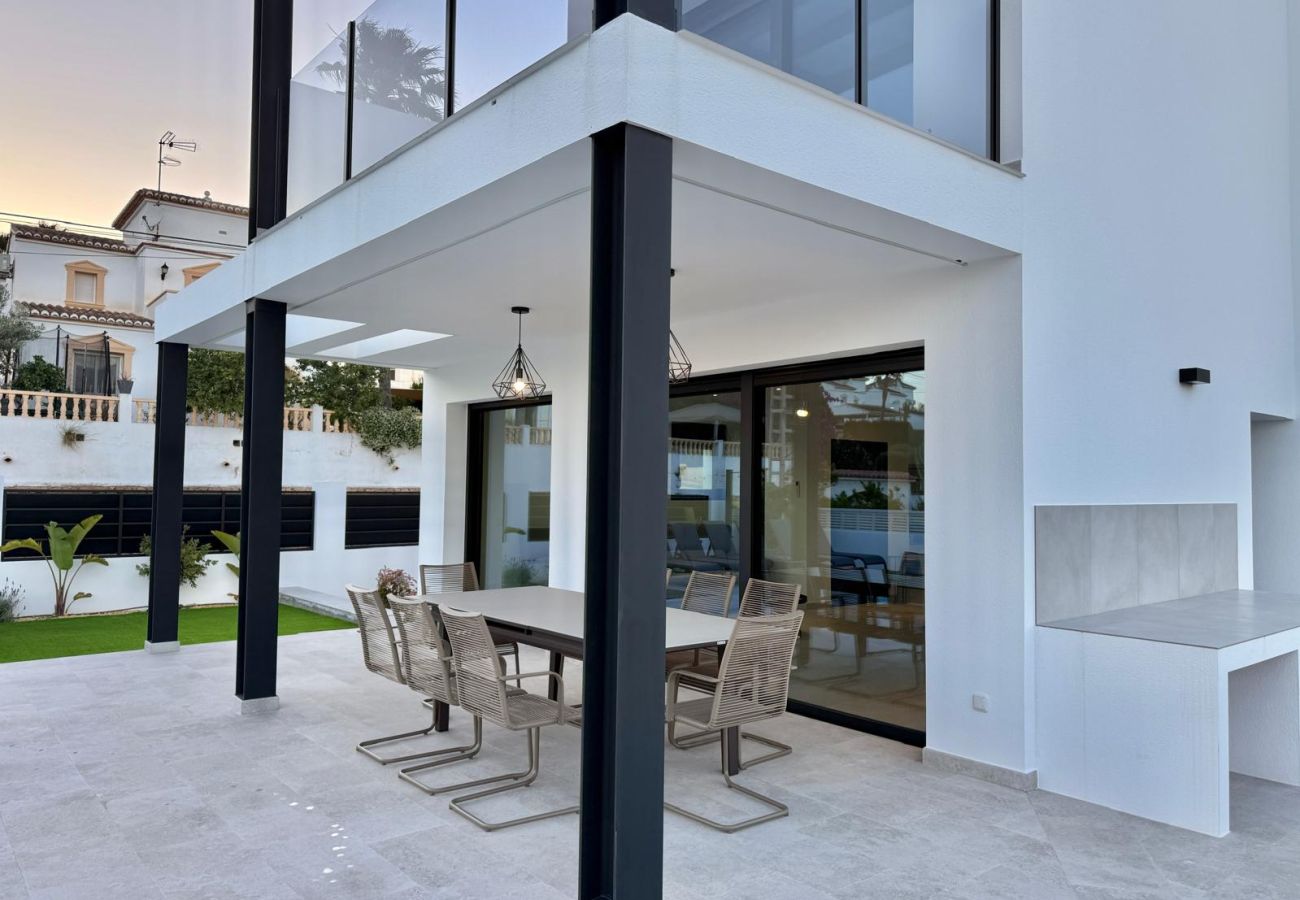 Villa in Calpe / Calp - Vallesol - Modern villa with private pool