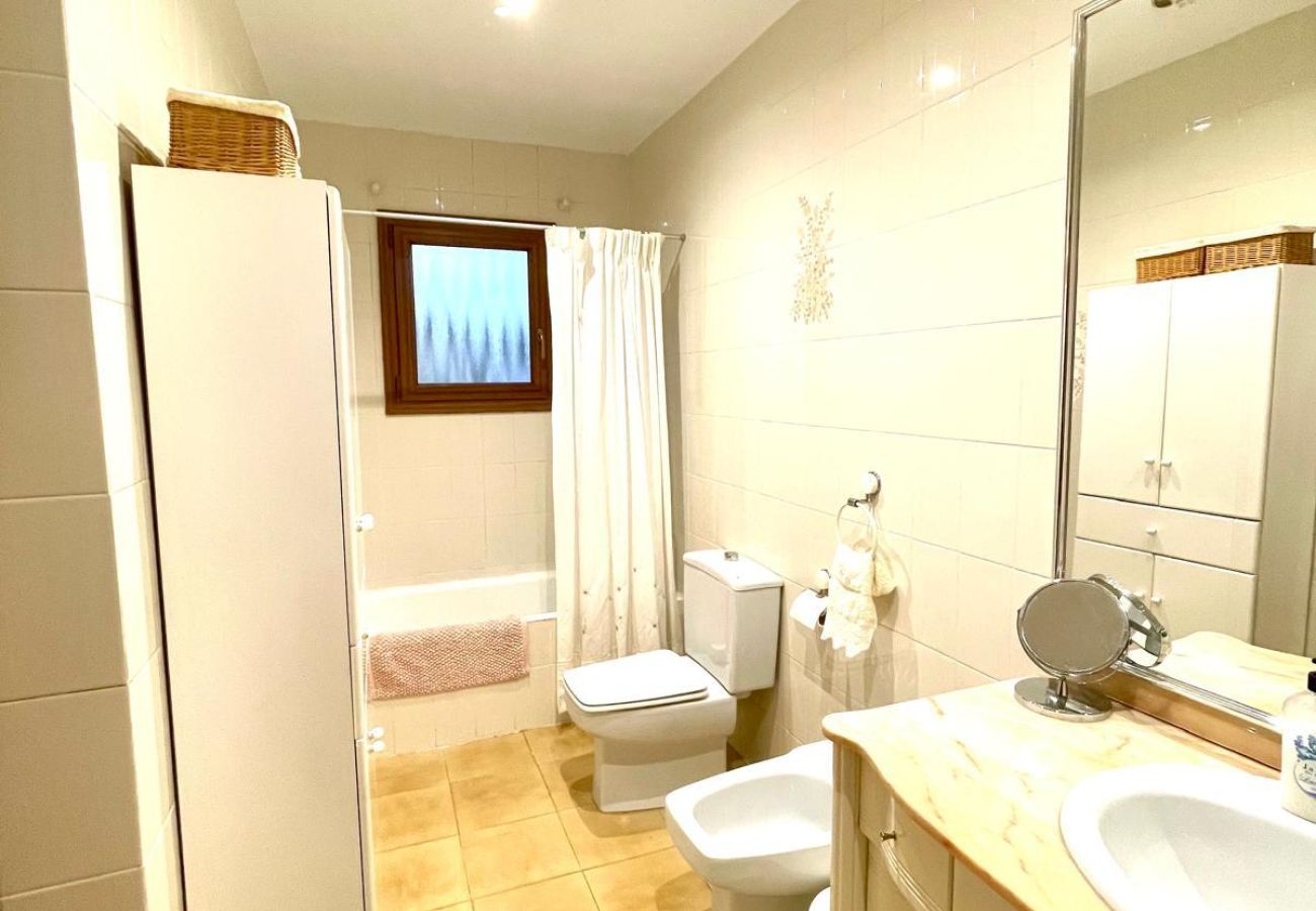 Terraced House in Calpe / Calp - AT362 - Calpe Park, semi-detached house with communal swimming pool