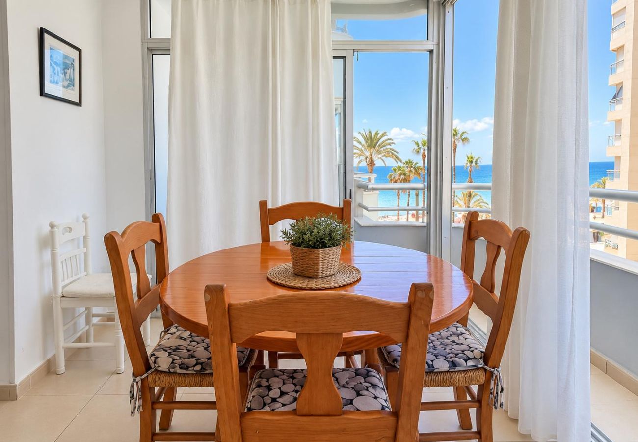 Apartment in Calpe / Calp - Aguamarina 24B - Beachfront apartment with a community pool