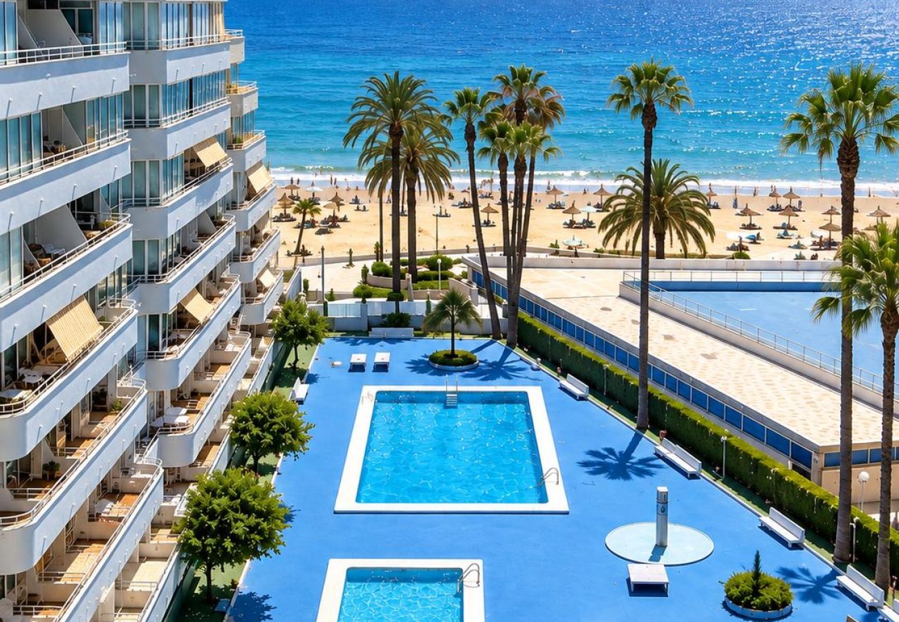 Apartment in Calpe / Calp - Aguamarina 36D - Beachfront apartment with a community pool