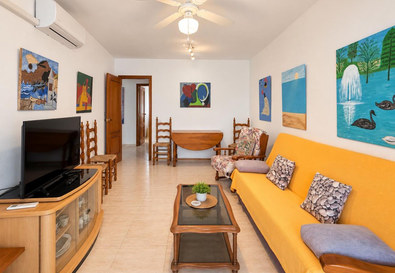 Apartment in Calpe / Calp - Aguamarina 36D - Beachfront apartment with a community pool