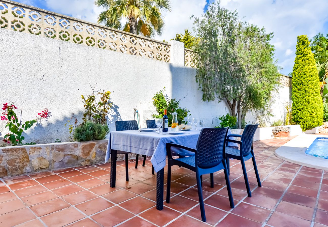 Villa à Moraira - VILLA SERENA, maison de vacacnes a Moraira avec vue sur la mer et emplacement tranquile.