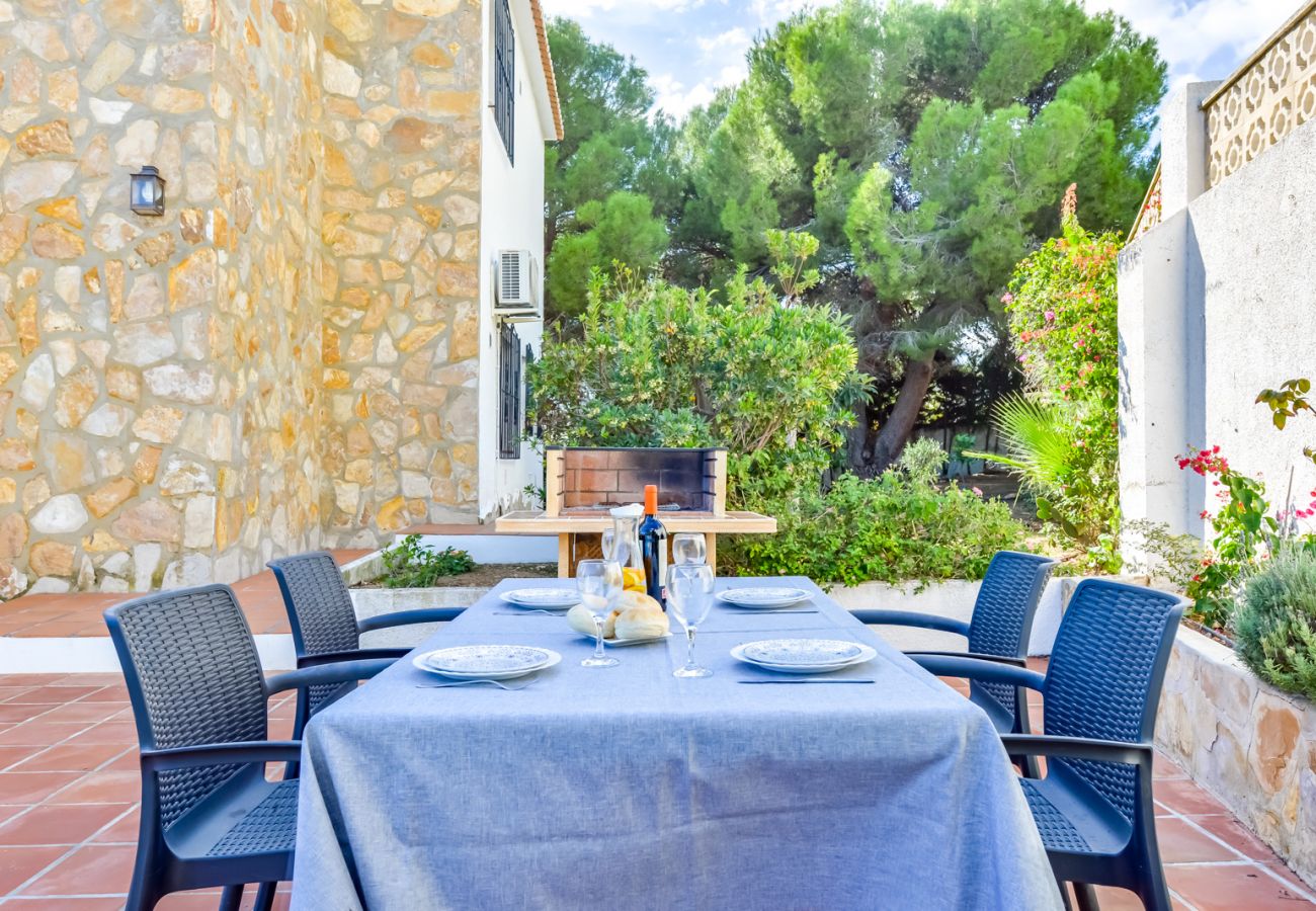 Villa à Moraira - VILLA SERENA, maison de vacacnes a Moraira avec vue sur la mer et emplacement tranquile.