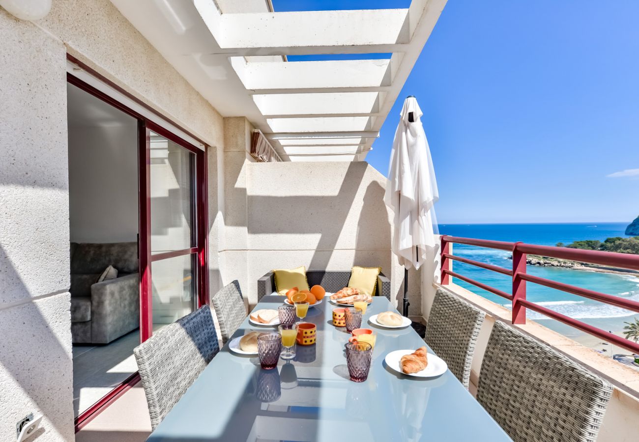 Appartement à Calpe / Calp - Zafiro 212C - Appartement en première ligne avec vue sur la mer et accès direct à la plage