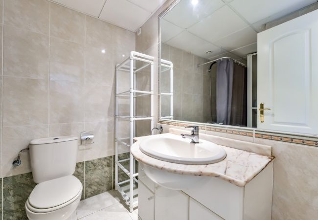 Appartement à Calpe - ZAFIRO 28B - Appartement en première ligne avec vue sur la mer et accès direct à la plage Appartement à Calpe - ZAFIRO 28B - Appartement en première ligne avec vue sur la mer et accès direct à la plage