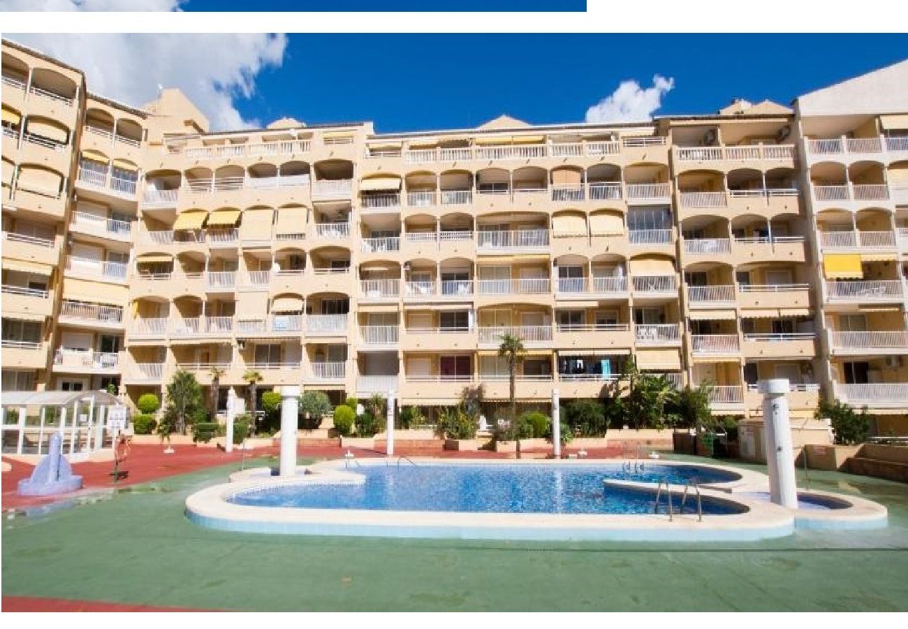 Appartement à Calpe / Calp - APOLO 7. Appartement très bien situé et très proche de la plage