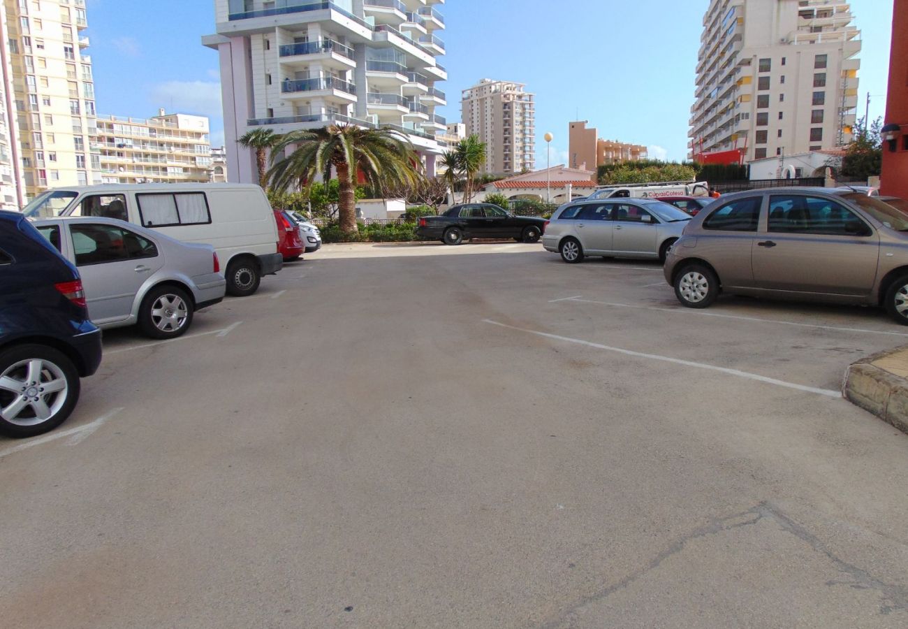 Appartement à Calpe / Calp - PRESIDENT - Appartement de deux chambres avec vue sur la mer et en bord de mer avec parking