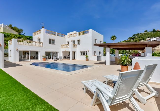 Villa à Calpe / Calp - SORENSEN Villa spacieuse avec piscine privée 