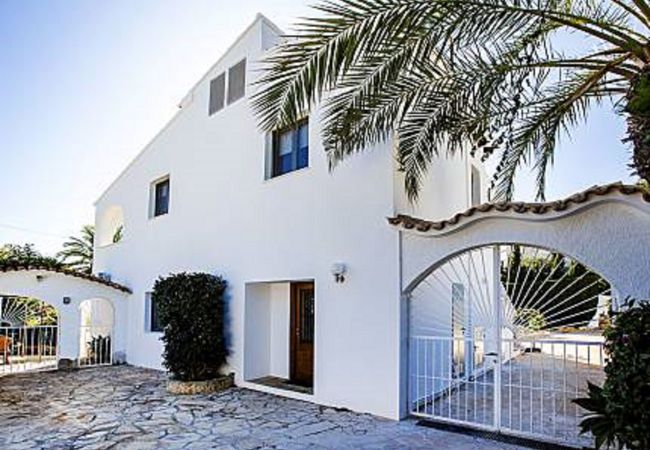 Villa à Calpe / Calp - VILLA EL BARCO - Villa indépendante à 200 m de la plage avec piscine privée