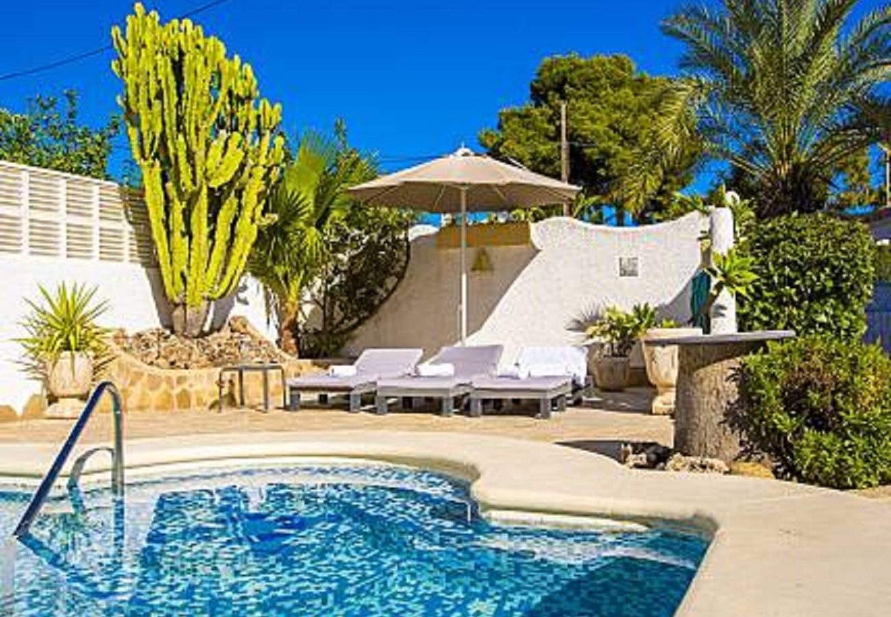 Villa à Calpe / Calp - VILLA EL BARCO - Villa indépendante à 200 m de la plage avec piscine privée